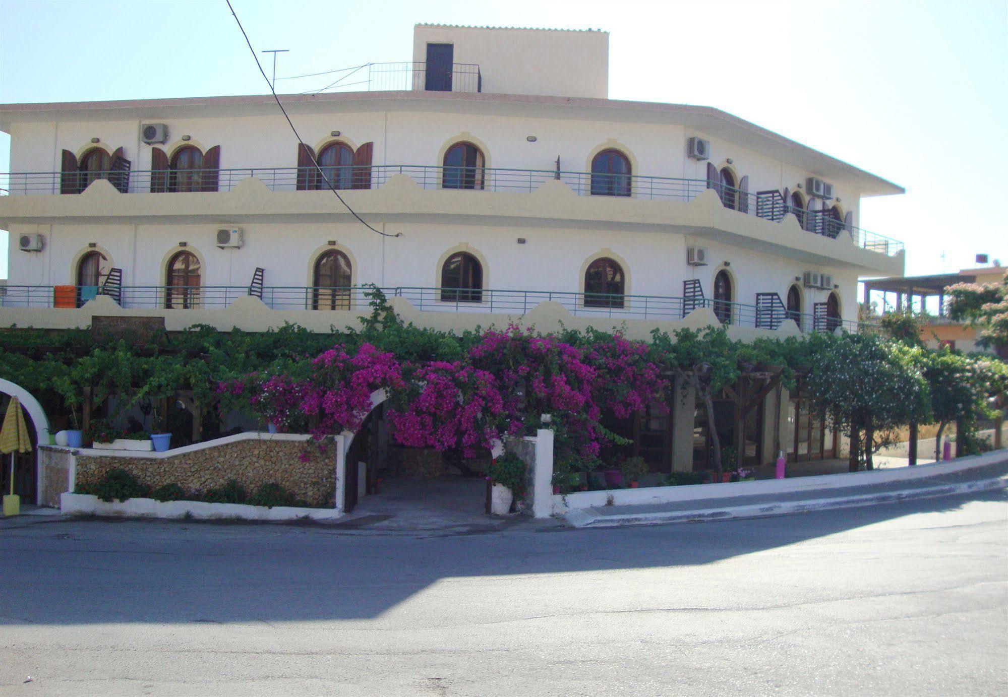 Lefka Hotel Kolymbari Exterior photo